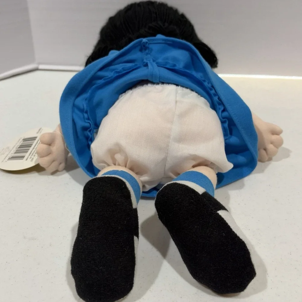 Madame Alexander Lucy Van Pelt Peanuts cloth doll 14